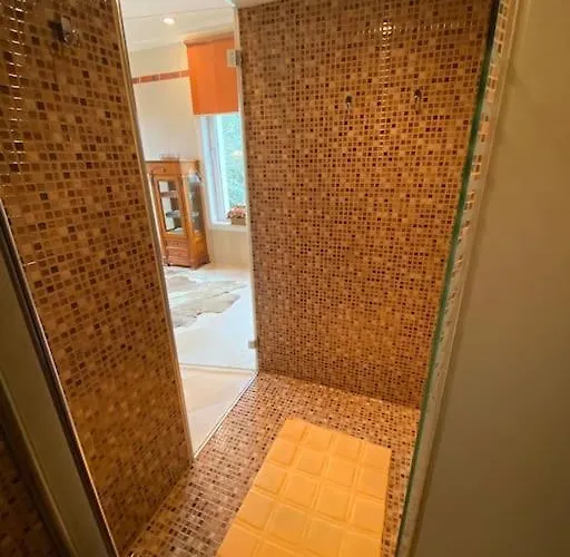 Villa Gazitepe'de 3 Katlı, Havuzlu Lüks