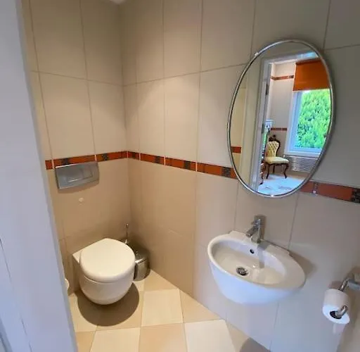 Gazitepe'de 3 Katlı, Havuzlu Lüks Silivri